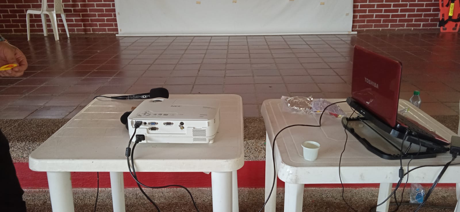 Suministro de Luces y Audiovisuales